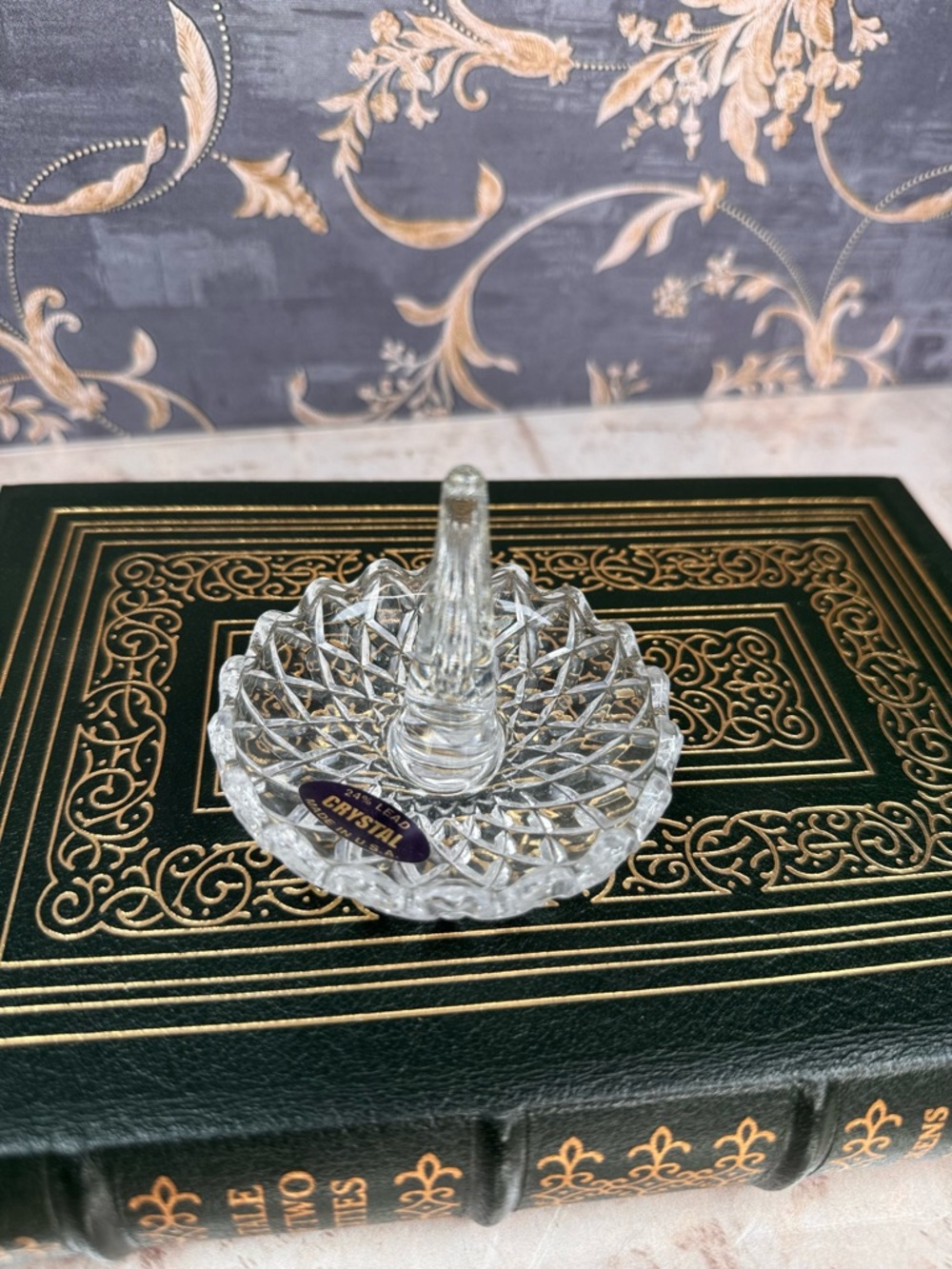 24% Lead Crystal Ring Holder Dish Cut Glass Jewelry Stand USA